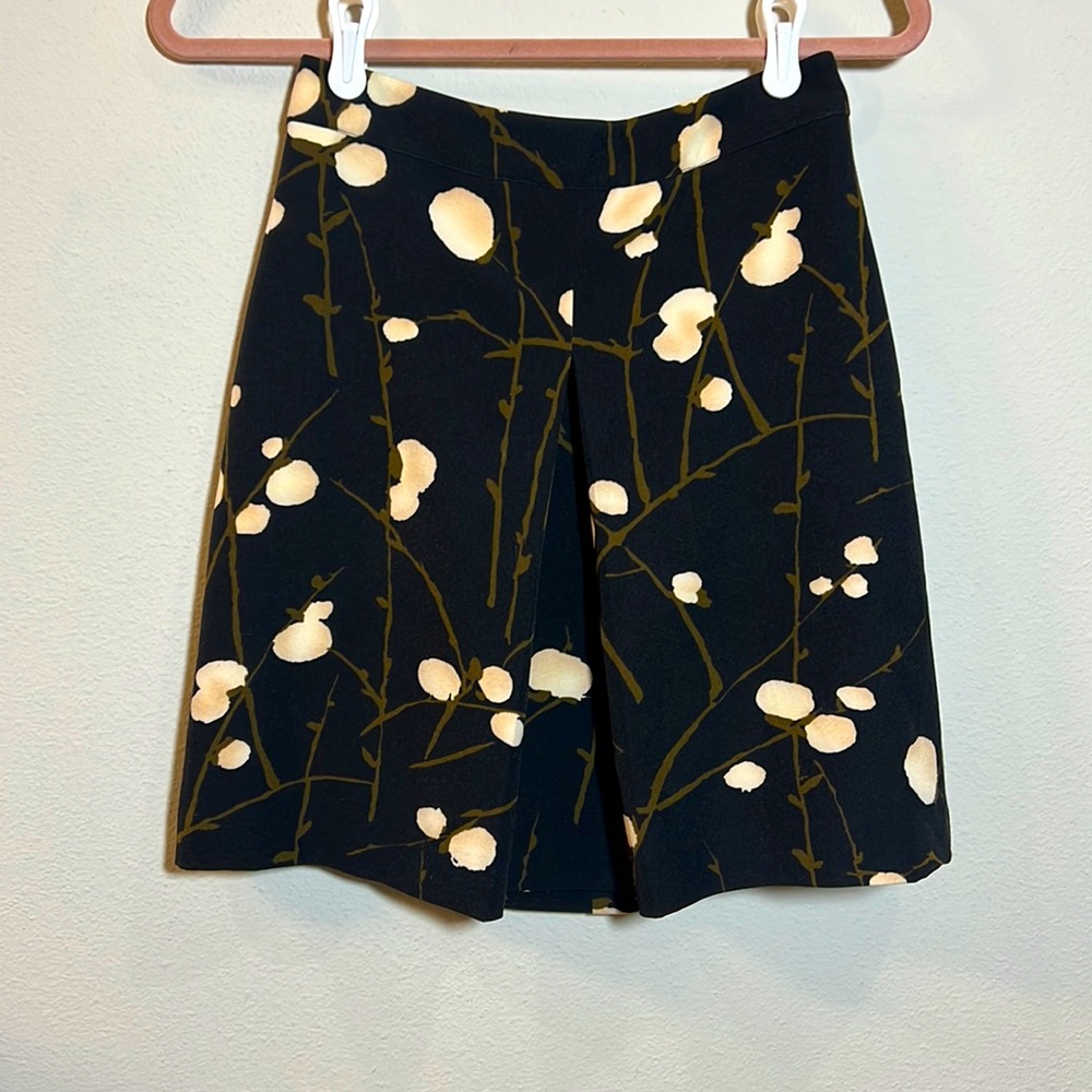 Warehouse Floral Twig Business Skirt Size 4
